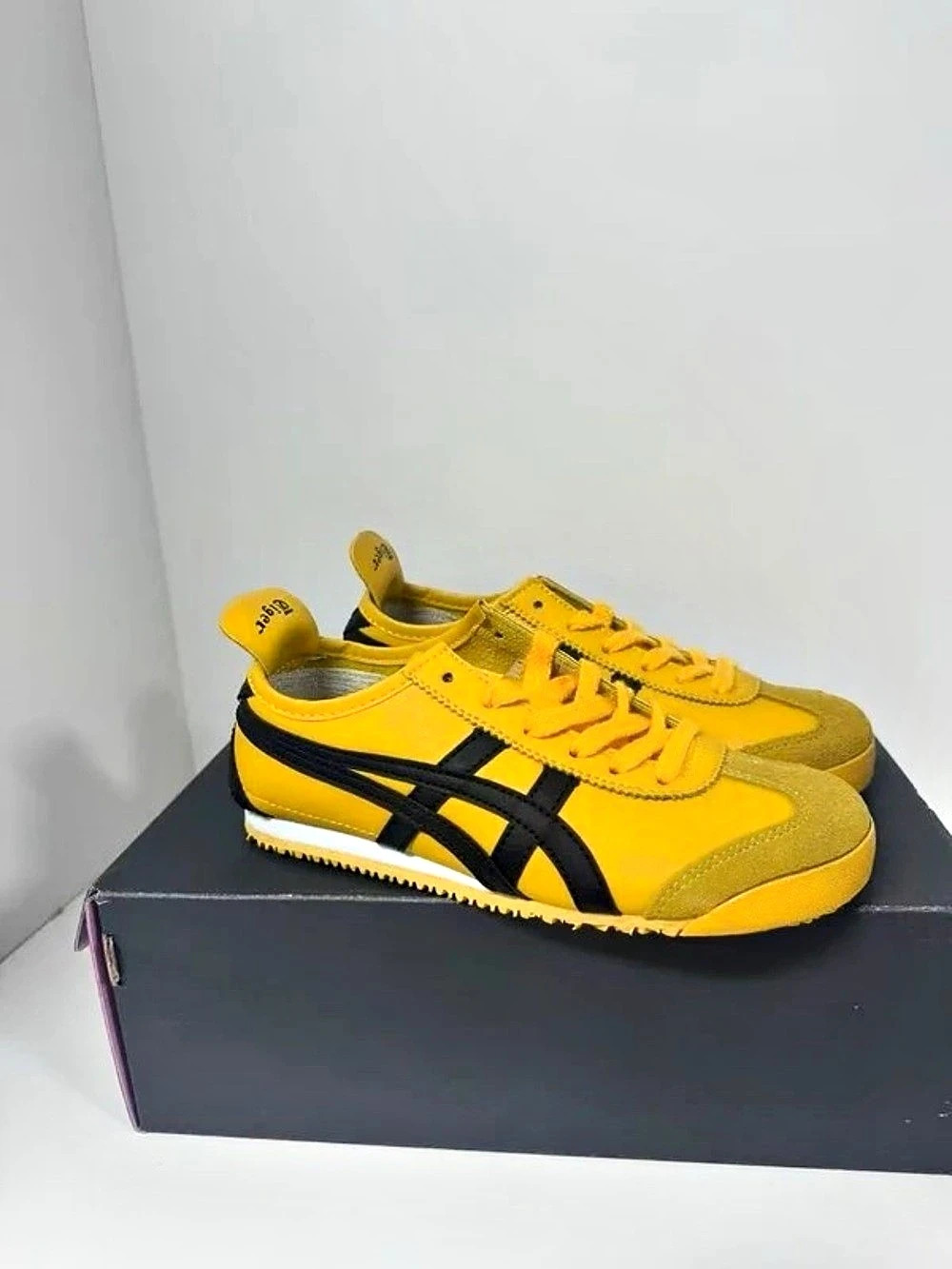 Onitsuka Tiger Mexico 66 Yellow & Black Sneakers